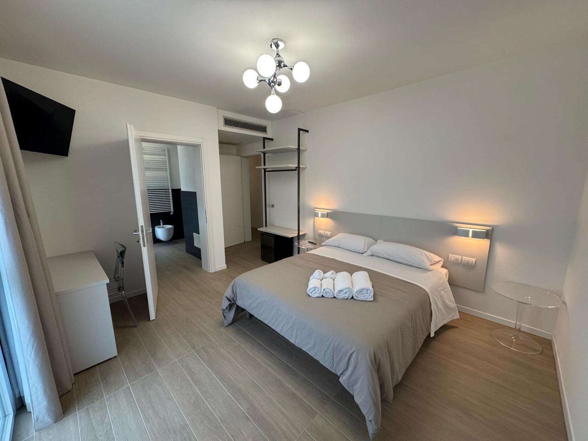 Hotel Villa Mary 圣马里亚迪萨拉 外观 照片