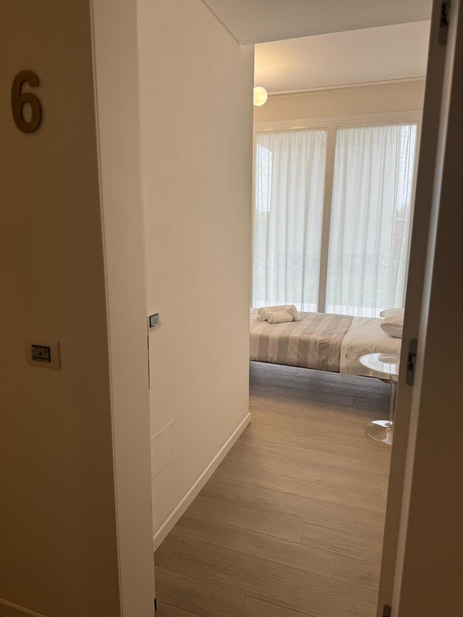 Hotel Villa Mary 圣马里亚迪萨拉 外观 照片
